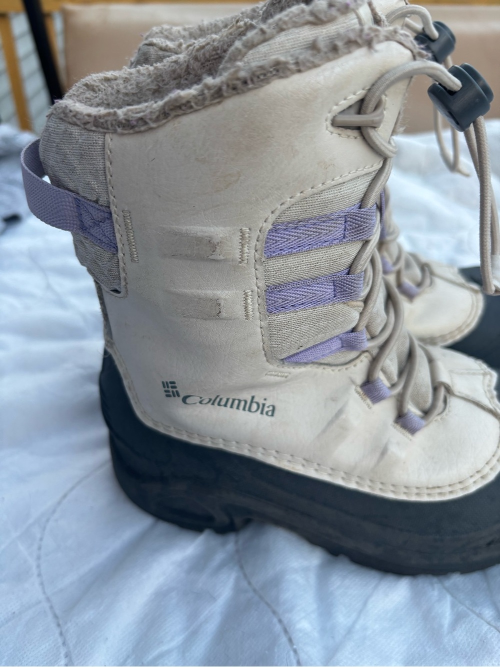 Columbia Kids Cream and Lavender Lace-Up Snow Boots